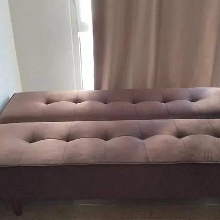 Danielle\'s Cozy Apartment
